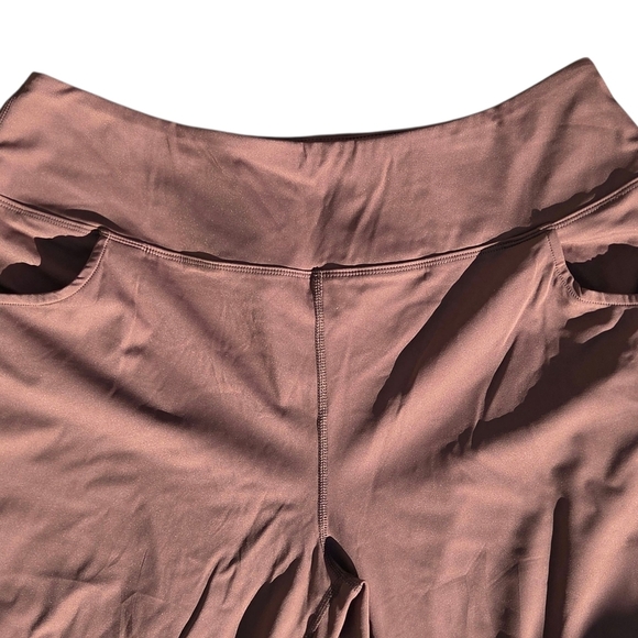 Brown High-Waisted Yoga Pants - Picture 2 of 3